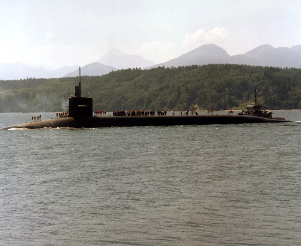 A port bow view of USS HENRY L. JACKSON (SSBN-730) with visitors aboard.She was the fifth Trident Submarine.